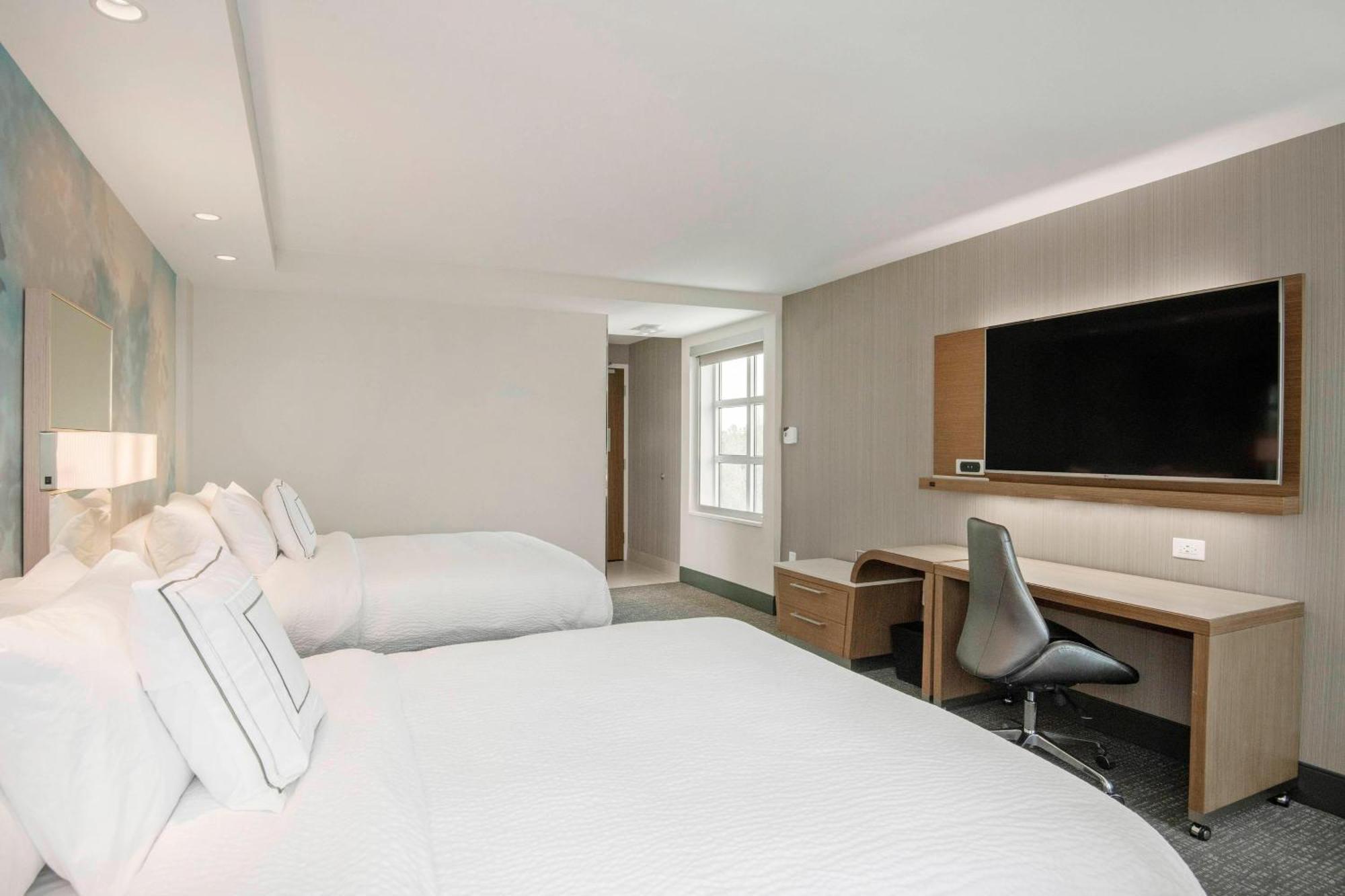 Courtyard By Marriott Raleigh Cary/Parkside Town Commons Hotel Kültér fotó