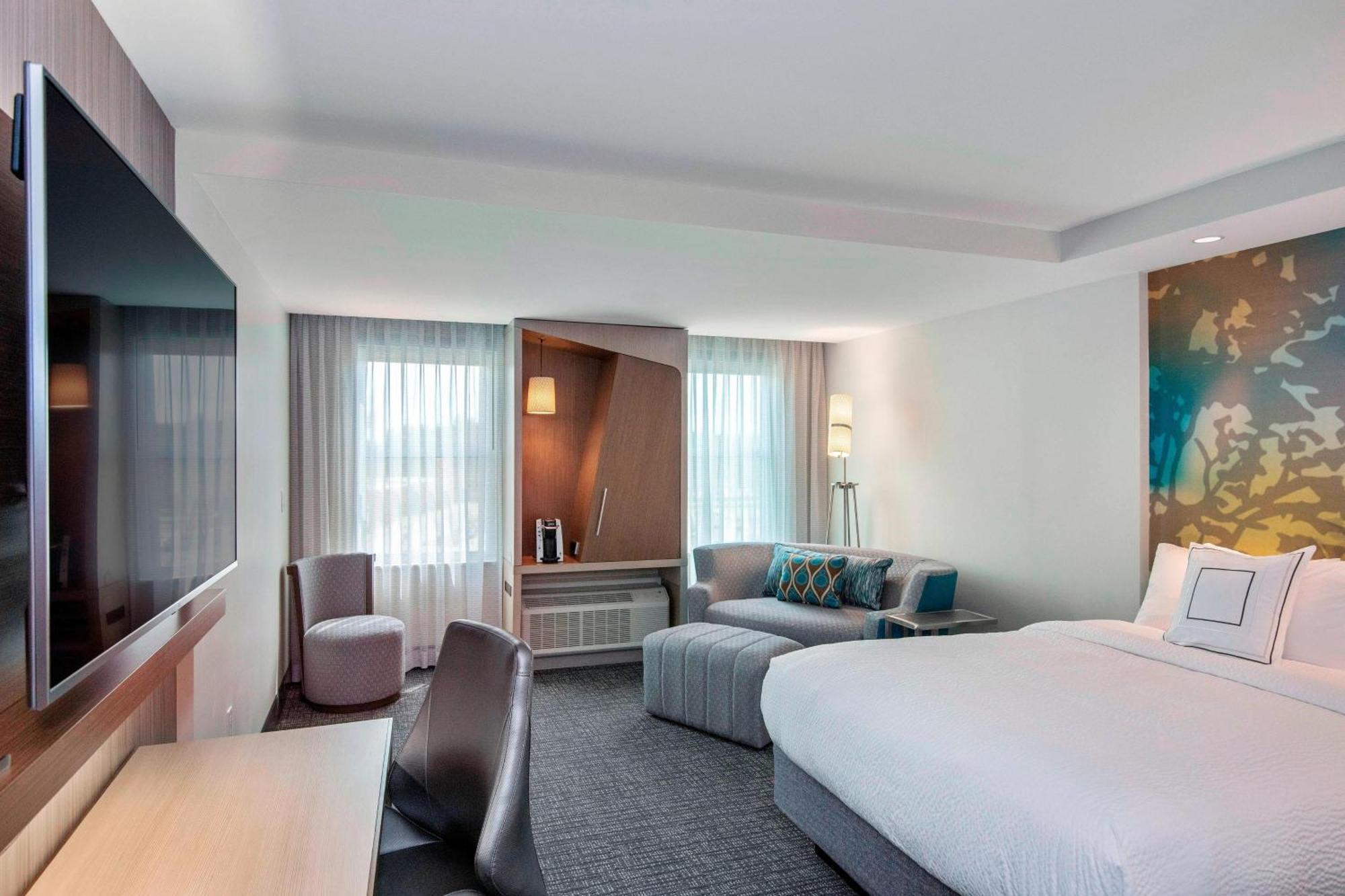 Courtyard By Marriott Raleigh Cary/Parkside Town Commons Hotel Kültér fotó